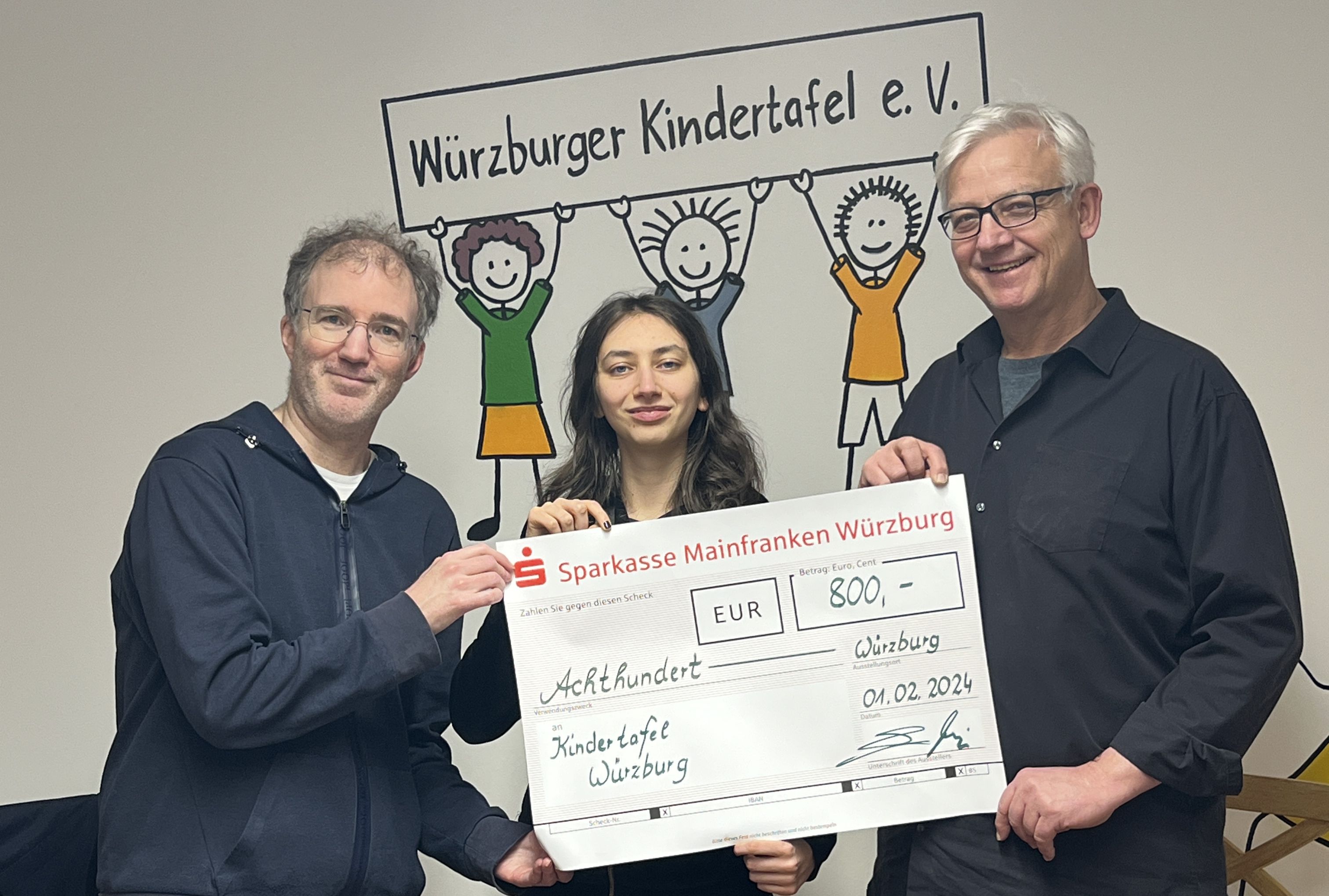 Spendenübergabe Würzburger Kindertafel 2024